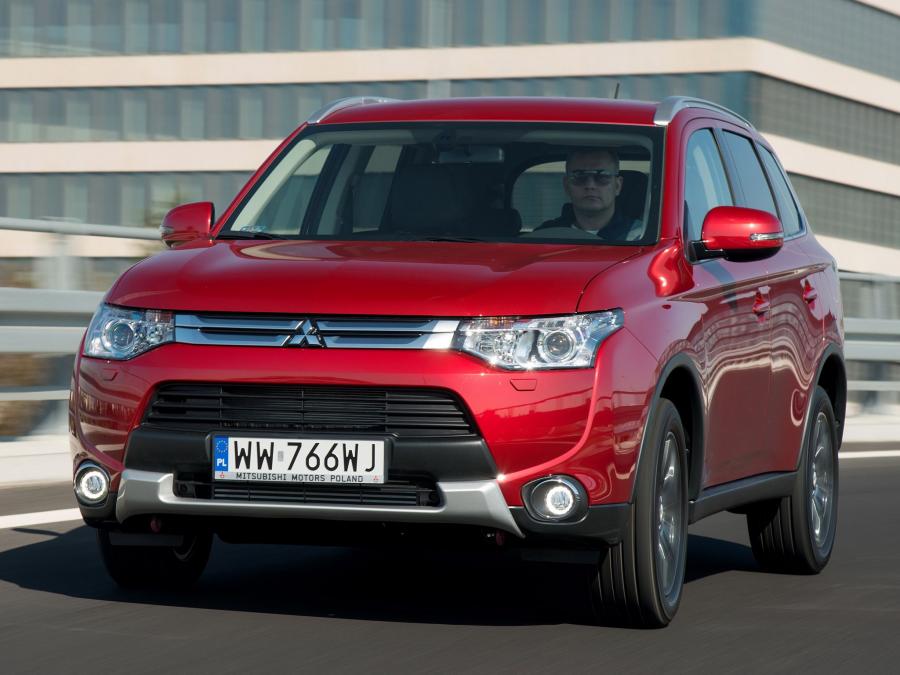 Mitsubishi Outlander 2014 года  (фото 121 из 136)